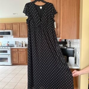 Black Polka Dot Maxi Dress - Brand: Unspecified